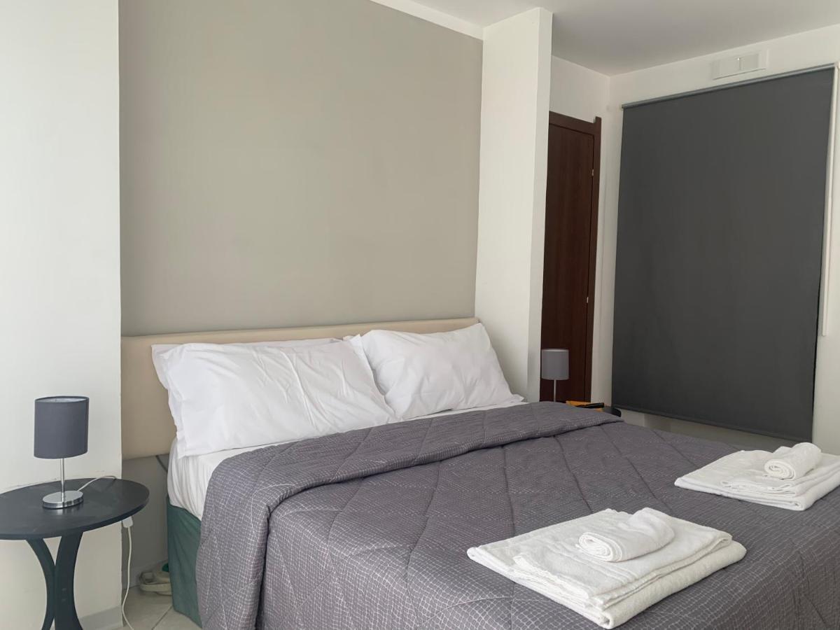 Tuanis Hotel Naples Exterior photo
